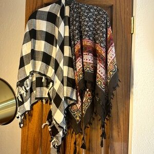 2 square scarves